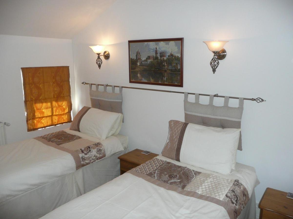 Bed and Breakfast Maison Blanc Gibourne Экстерьер фото